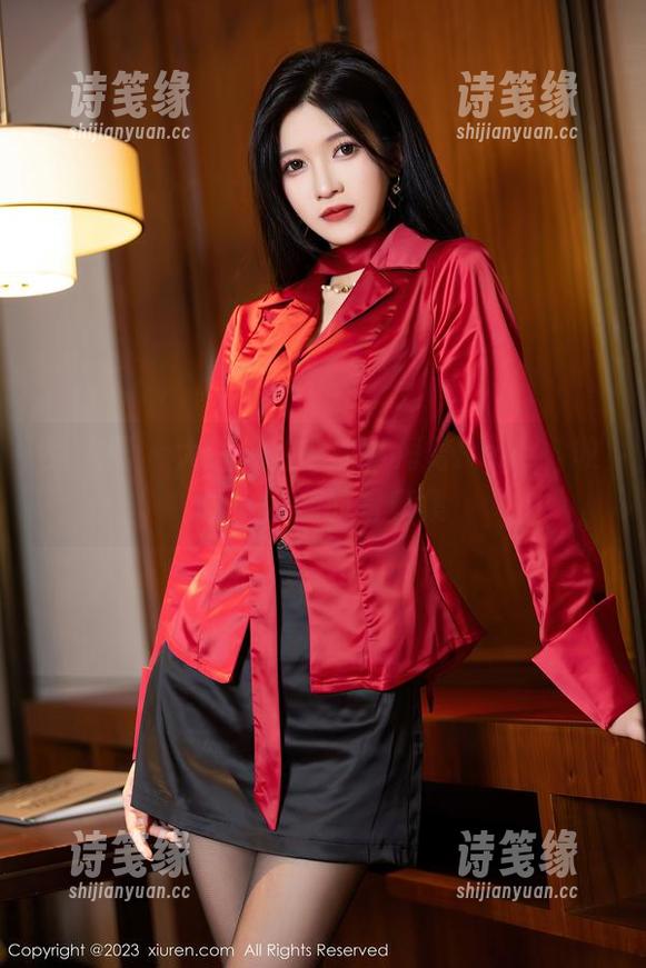 秀人网-小海臀Rena 秀人网 - 大理旅拍中的小海臀Rena,收录好资源的写真集