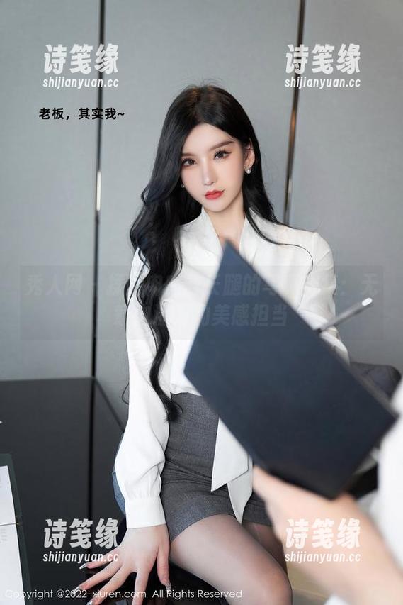 秀人网-揉揉肉肉 秀人网 - 揉揉肉肉与长腿的写真合集:无意中激发的美感担当