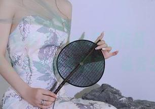 秀人网 – 赵惟依coco免费作品，双人搭配让人生出各种组合想象，谁会想到呢？