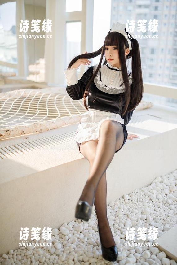 胡桃猫Kurumineko 胡桃猫Kurumineko的棉袜图包,让我觉得她是袜子的超模,运动会都要颁奖了!