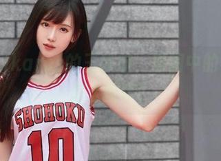 腐团儿Ikaros的玉藻前，原图中的小玉是怎么回事？