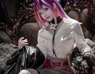 在六叠间瞎逛的花兮_honoka，顺便留下些美图资源！