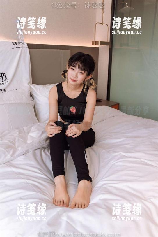 袜啵啵-小甜豆 袜啵啵 - 小甜豆的“JK”旅程,最新分享让我举起小手手!