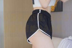 袜啵啵 – 小甜豆的皮鞋：别以为只是鞋，里面藏着她的小心思。