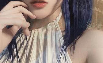 起起子vvvvVS美腿大赛，谁的写真更值得一看？