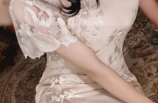 每一张陌陌咕咕咕的女孩美图都在默默召唤我的下载按钮。