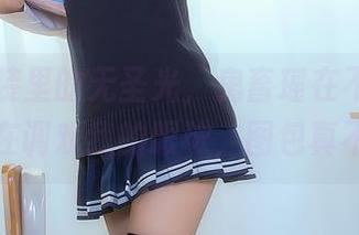 黑呆泳装里的无圣光，鬼畜瑶在不在w就像是在调戏我的眼球，图包真不亏！
